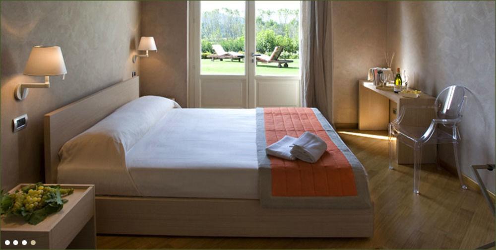 Relais 23 Hotel & Ristorante Castelnuovo Belbo 외부 사진