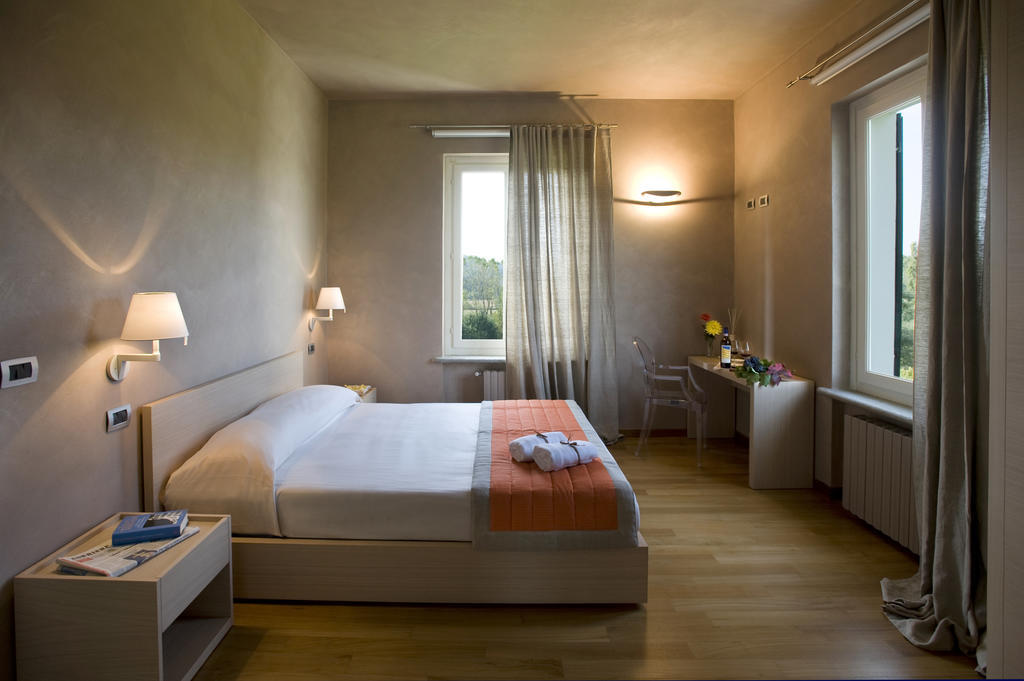 Relais 23 Hotel & Ristorante Castelnuovo Belbo 외부 사진